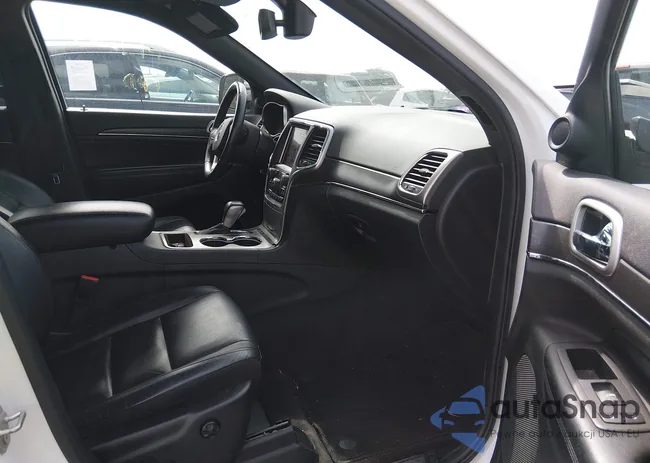 1C4RJEBG6JC429655: 44523689