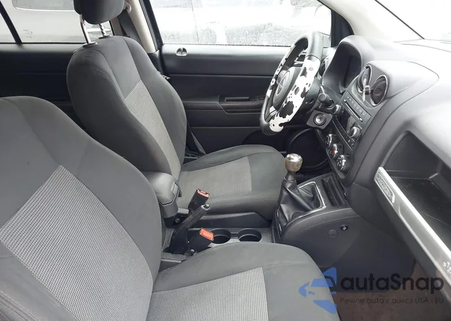 1C4NJDBB7FD347092: 44523774