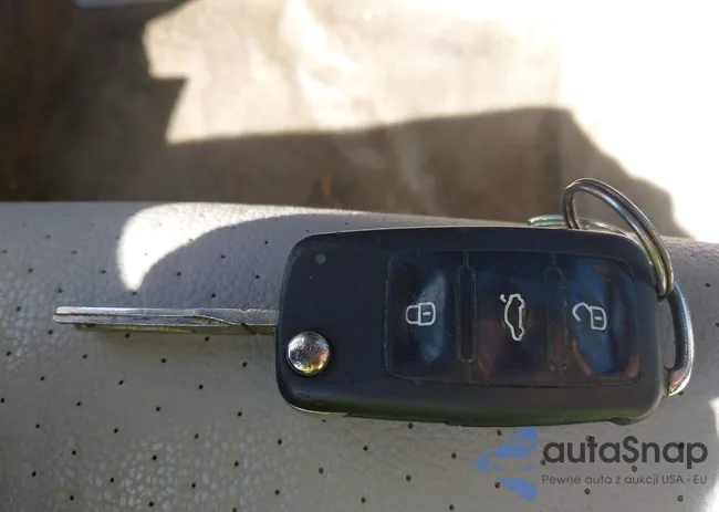 1VWBH7A33DC057409: 44523849