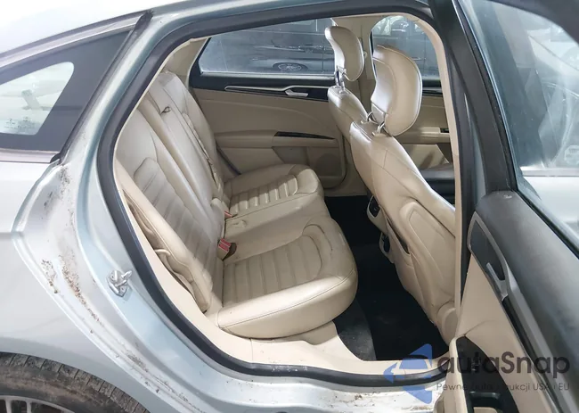 3FA6P0LU9ER377721: 44523943