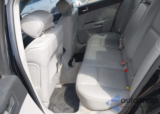 1G6DC67A250139647: 44523960