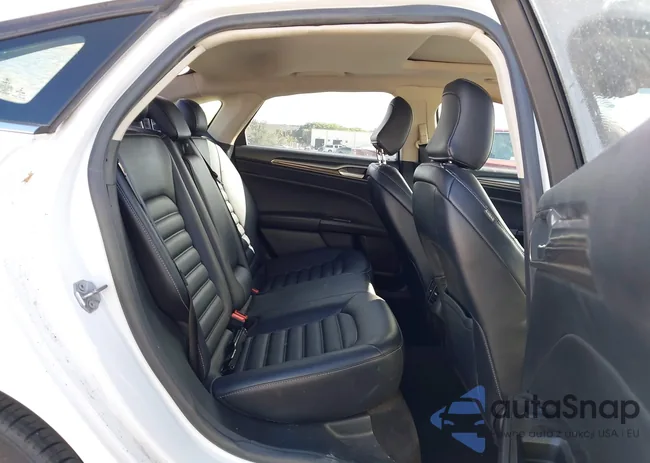 3FA6P0CD6LR117855: 44524034