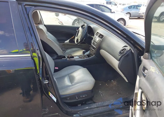 JTHBF5C20A5123236: 44524044