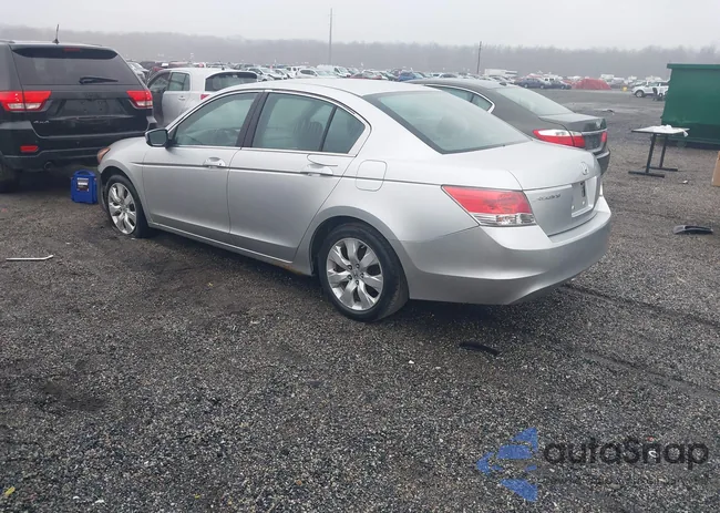 1HGCP2F79AA008930: 44524089