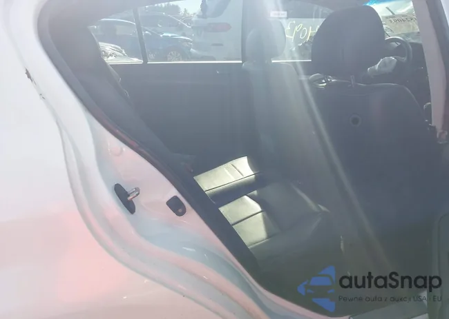 JN1CV6AR4CM674750: 44524093