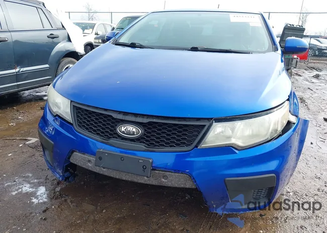 KNAFU6A2XC5625897: 44523241