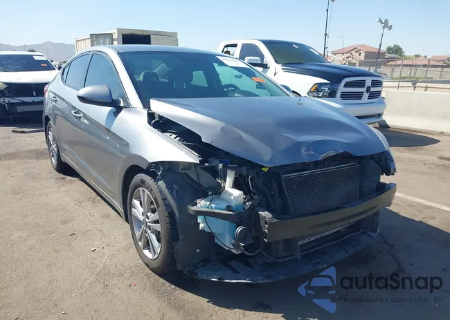 KMHD84LFXJU557327: 44523243