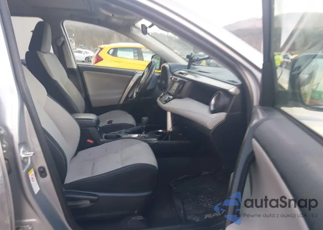 JTMRFREV2JD244256: 44523270