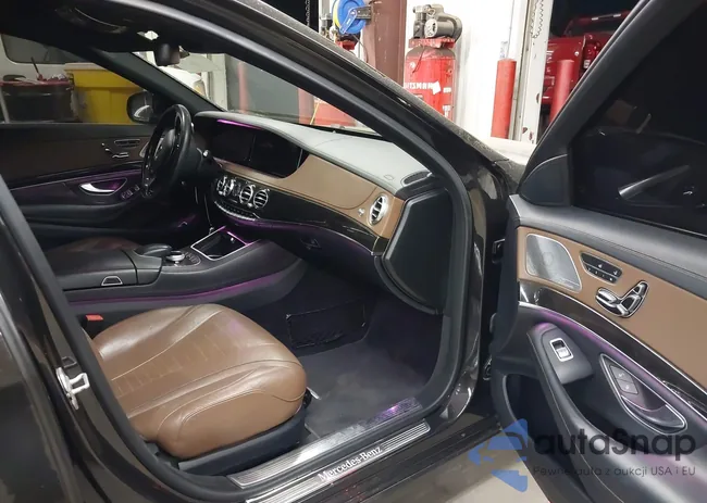 WDDUG8CB2EA006981: 44523280