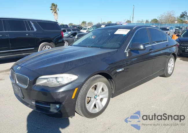 WBAFR1C50BDS35665: 44523309