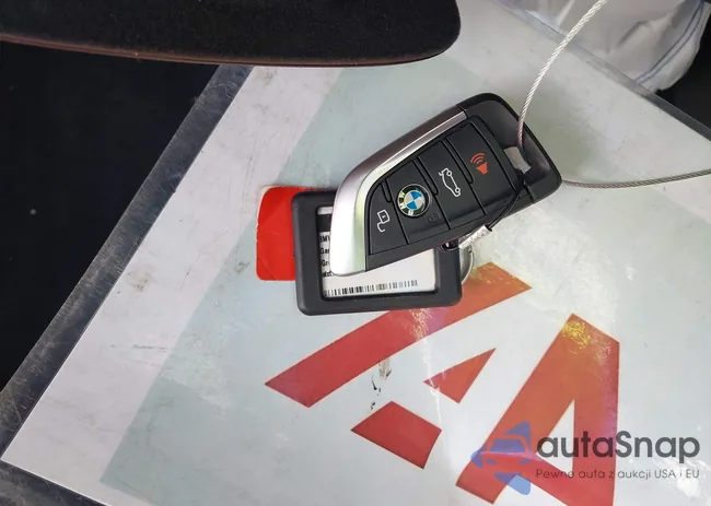 WBA13BK02MCF31919: 44523374