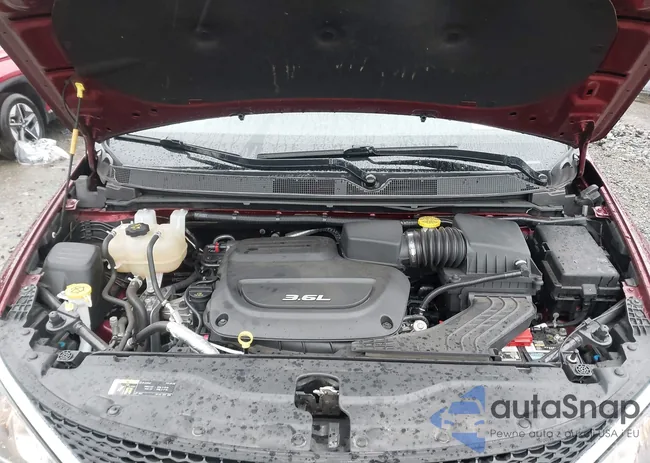 2C4RC1FG3JR157408: 44523379