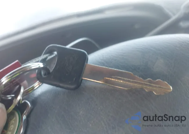 1FTZX176XWKB81334: 44523536