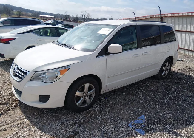 2V4RW3DG6BR766571: 44523541