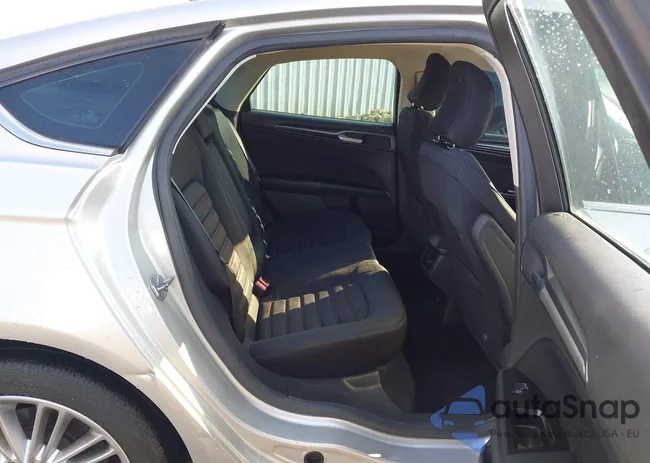 3FA6P0HD9GR273998: 44523557