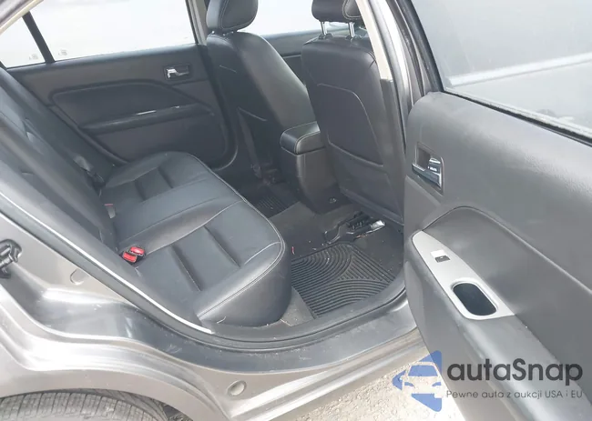 3FAHP0JA9CR138216: 44523571