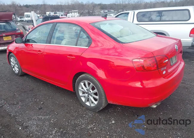 3VWD17AJ0EM385981: 44523620