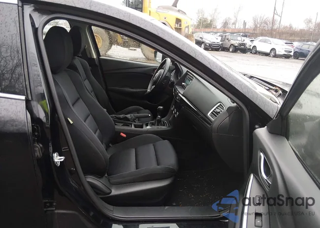 JM1GJ1U65F1163830: 44524653