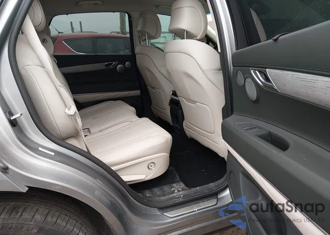 KMUHCESBXTU304789: 44524661