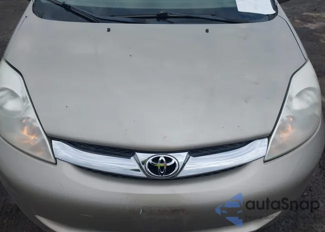 5TDBA22C76S076569: 44524756