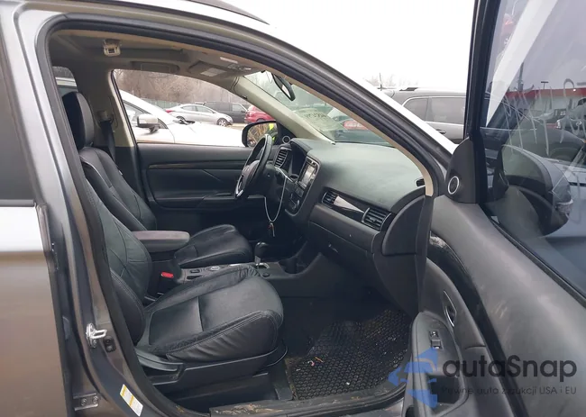 JA4AZ3A36GZ036120: 44524799