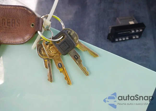 1G6CD5331L4222163: 44524892