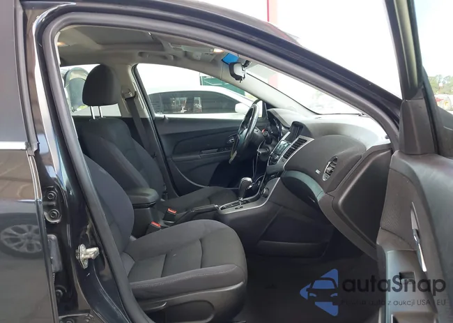 1G1PE5SB4E7277124: 44524918