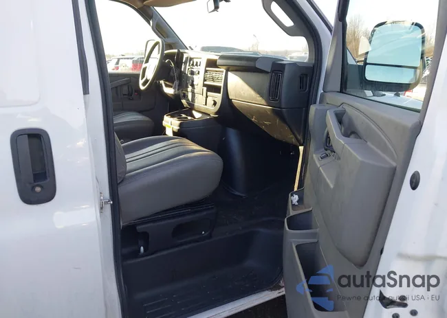 1GCWGBFPXS1214173: 44524941