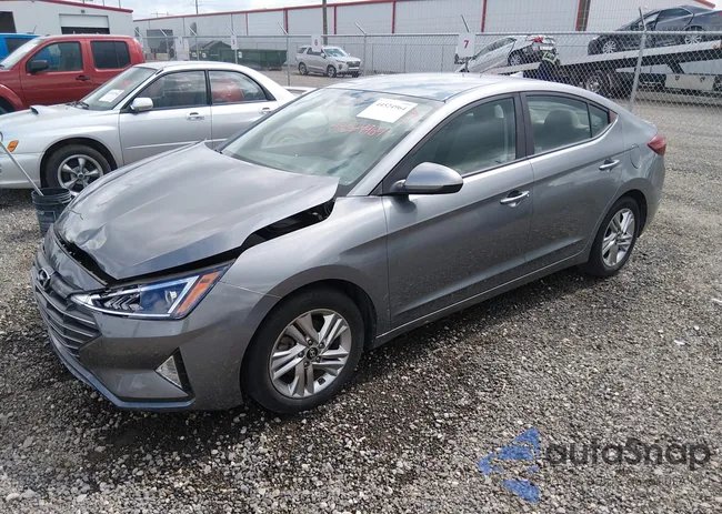 KMHD84LF7KU765795: 44524964