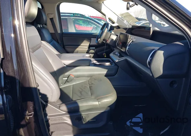 1FMJU1J86SEA44170: 44524996