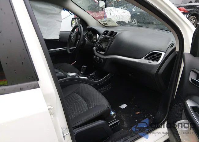 3C4PDCBG8ET126910: 44525050