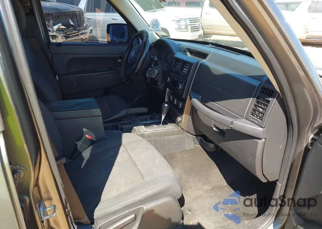 1C4PJMAK2CW183647: 44525101