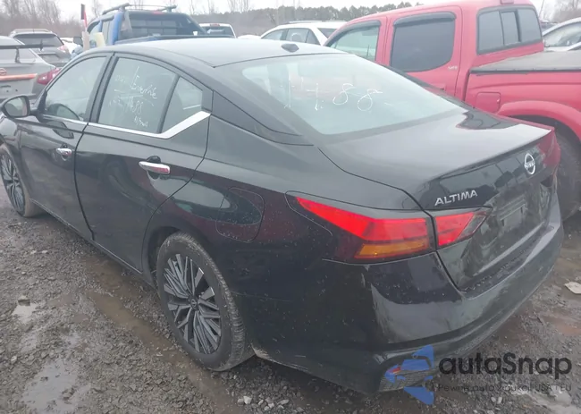 1N4BL4DV8SN402843: 44525134