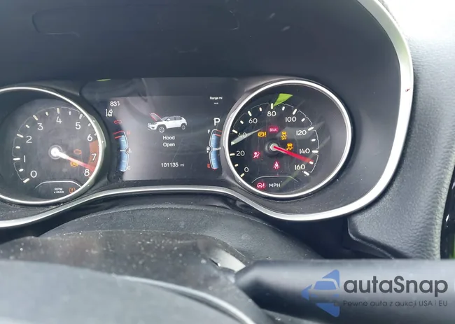 3C4NJCBB3JT409844: 44525146