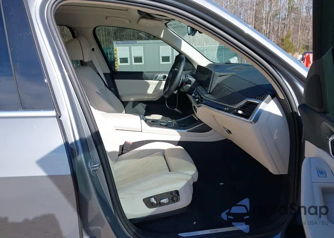 5UX23EM05S9000872: 44525196