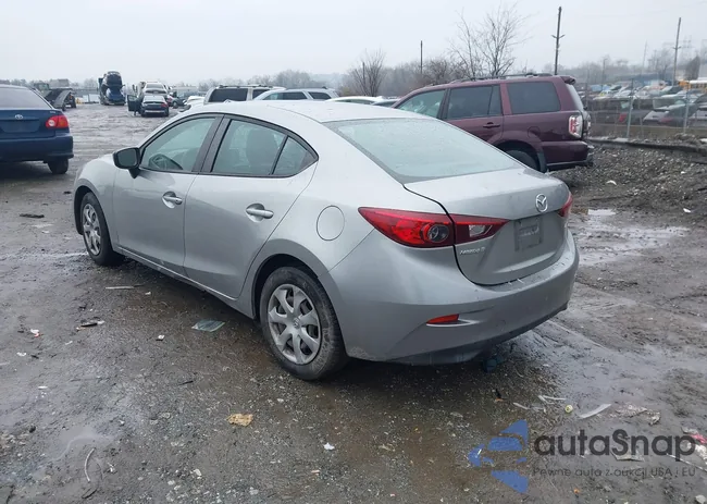 3MZBM1U76FM144410: 44525201