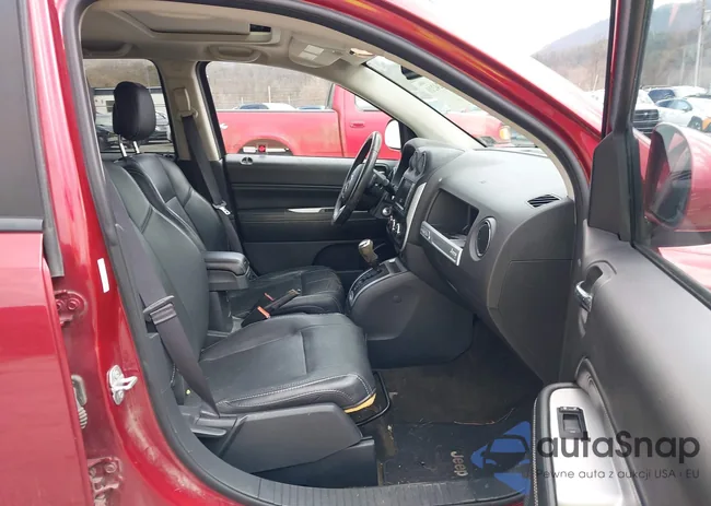 1C4NJDEB1GD785636: 44524210