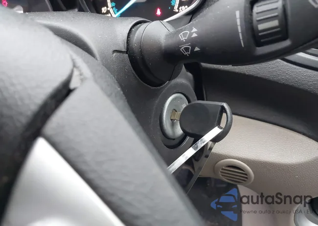 3FADP4BJXFM141342: 44524350