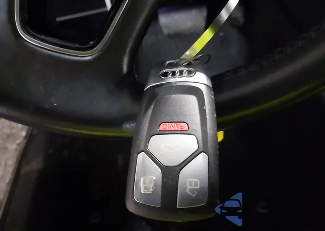 WAUDNCF54JA068074: 44524423