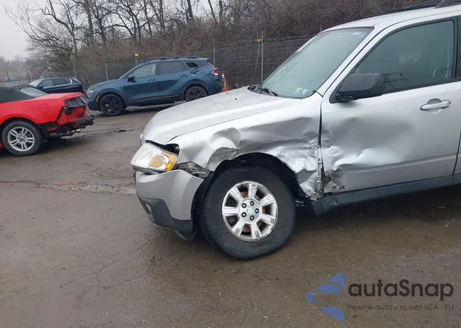 4F2CY9C73AKM02992: 44524443