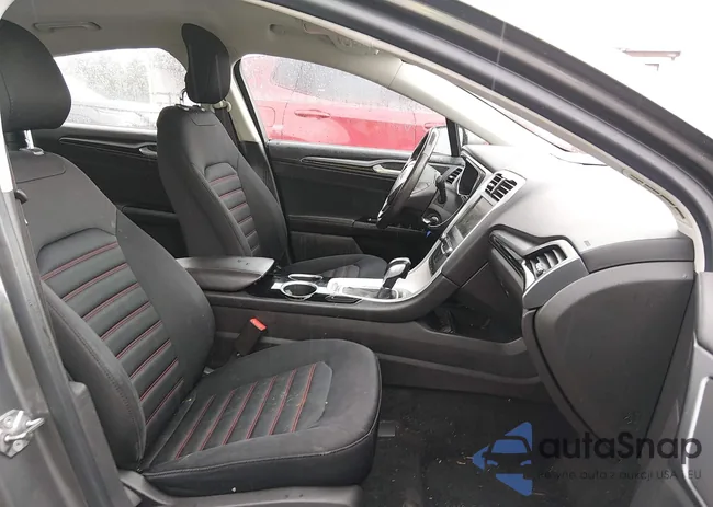 3FA6P0HR0DR278160: 44524444