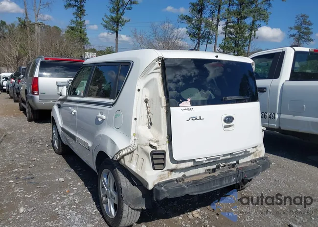 KNDJT2A29B7710726: 44524455