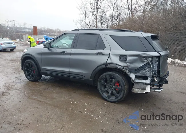 1FM5K8GC7RGA58590: 44524457