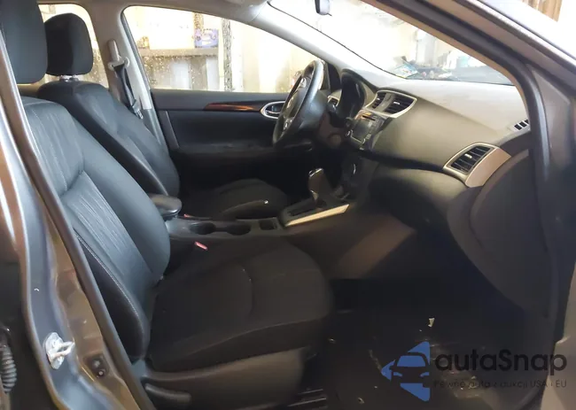 3N1AB7AP6JL614738: 44524590