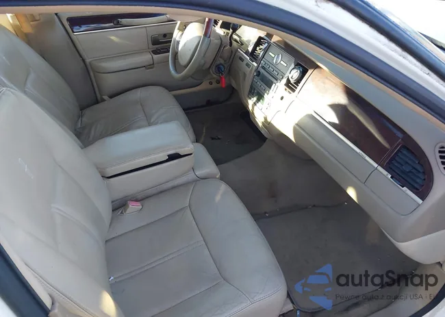 1LNHM82VX7Y619663: 44525613