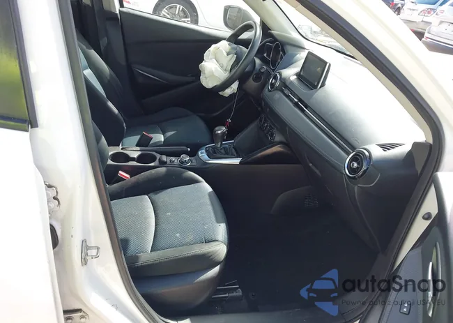 3MYDLBZV7GY141376: 44525669