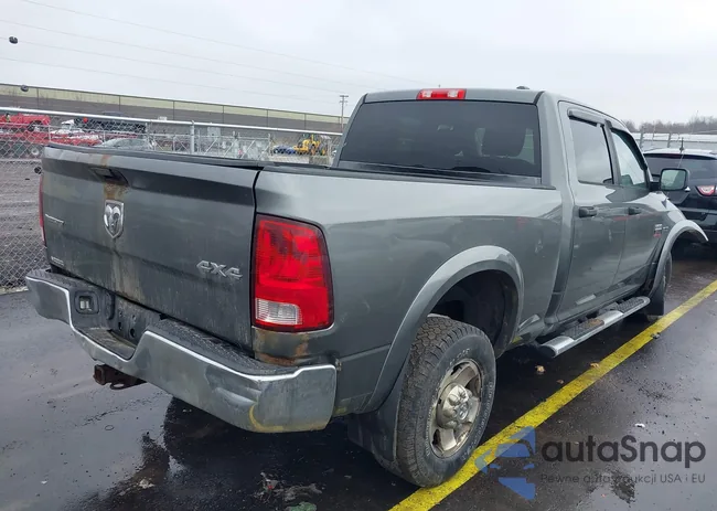 3C6TD5DT8CG228693: 44525698