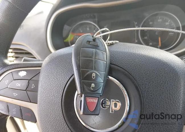 1C4PJLABXGW107271: 44525706