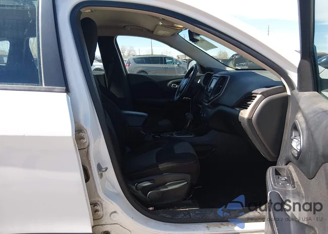 1C4PJLABXGW107271: 44525706