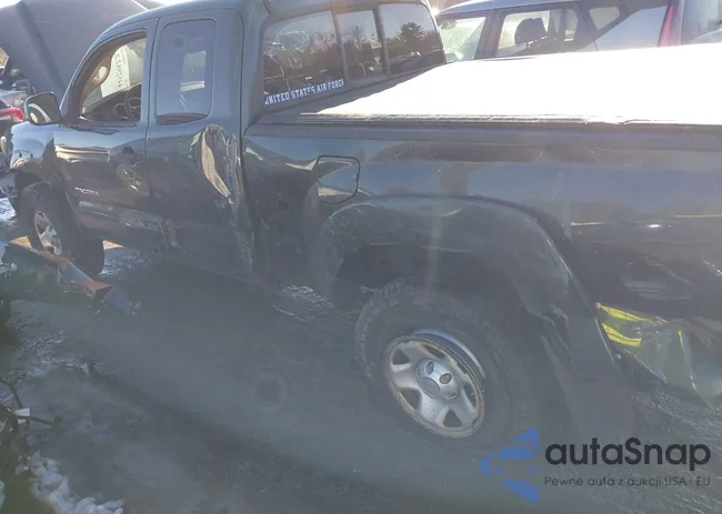 5TEUU4EN5AZ728822: 44525822